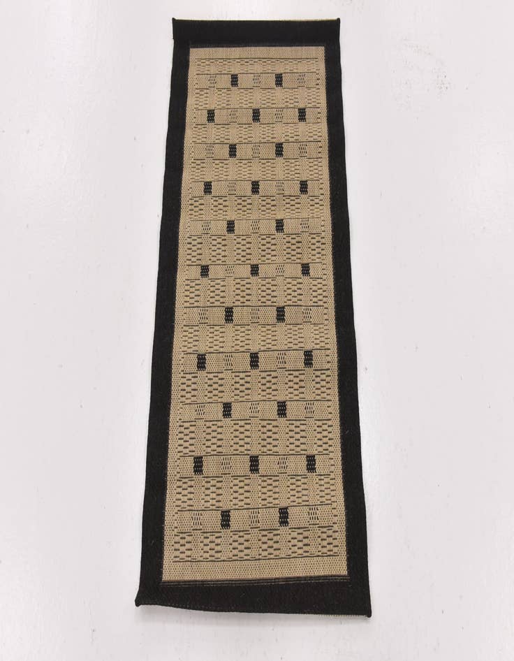 Detail image of 2' x 3' 6  Washable Modern Indoor / Outdoor Rug