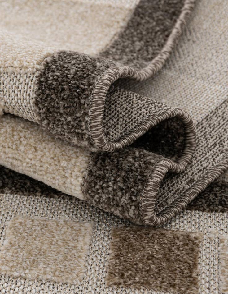 Detail image of 4' x 6'  Washable Modern Indoor / Outdoor Rug