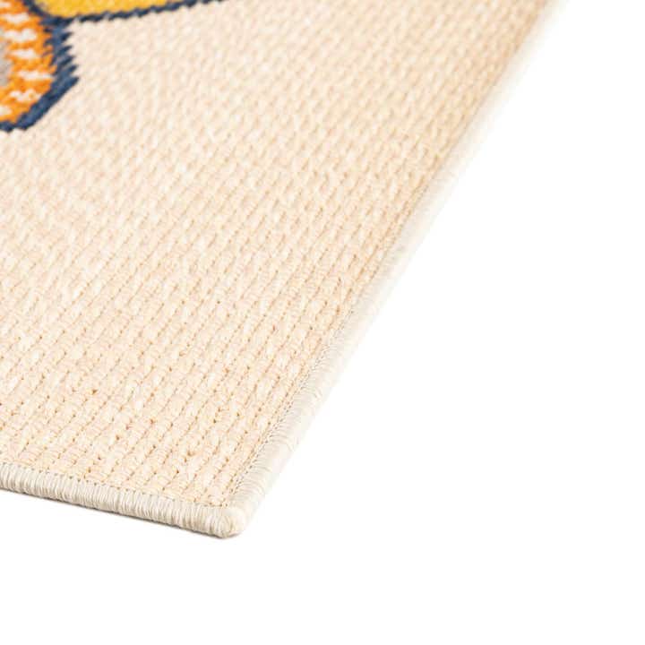 5' 3 x 7' 7 Easy-Clean Indoor / Outdoor Rug