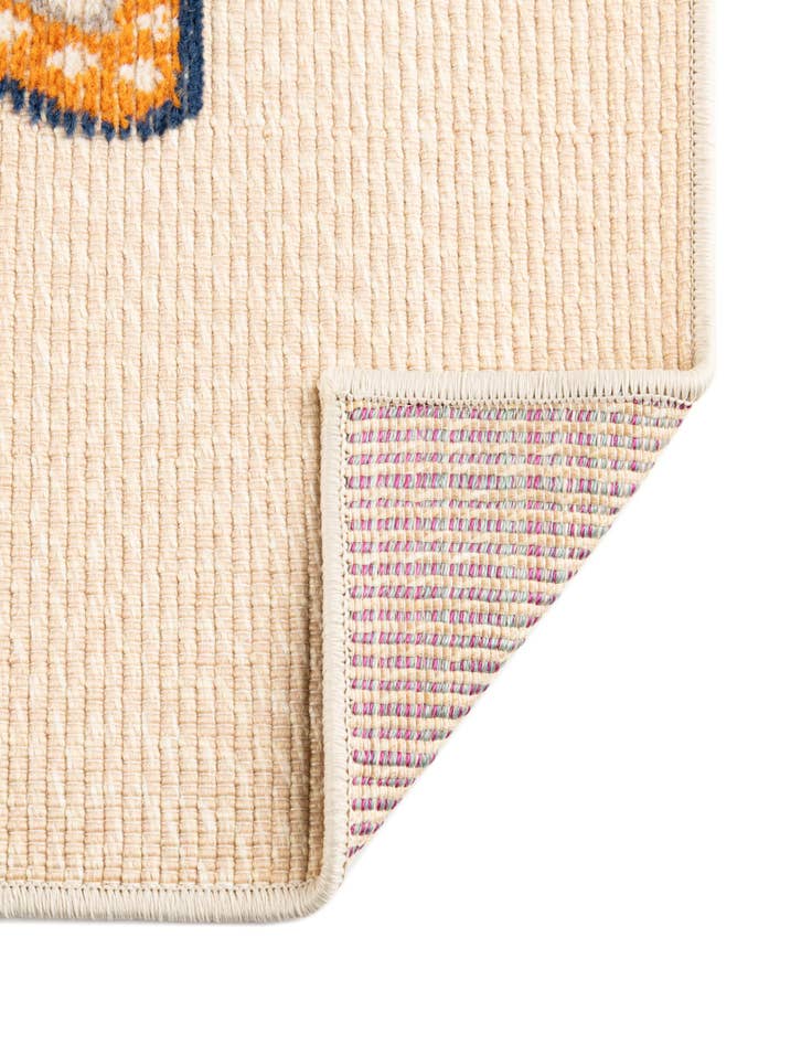 Detail image of 5' 3 x 7' 7  Washable  Indoor / Outdoor Rug