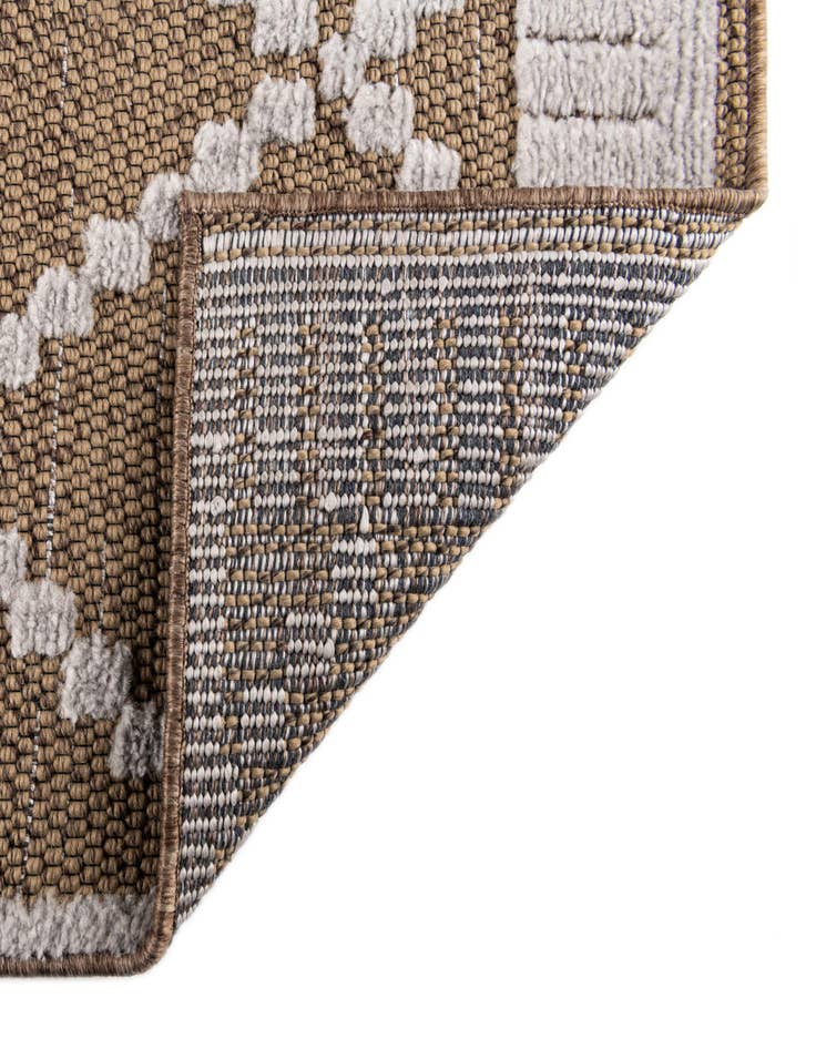 Detail image of 5' x 7' 3 Easy-Clean Indoor / Outdoor Rug