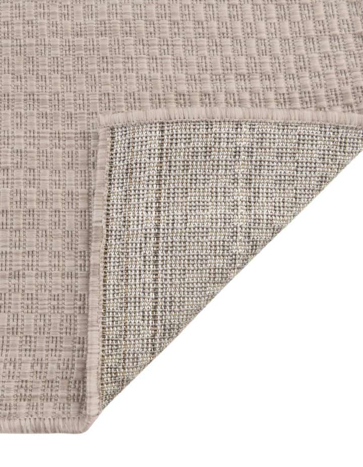 7' 10 x 11' Easy-Clean Solid Indoor / Outdoor Rug