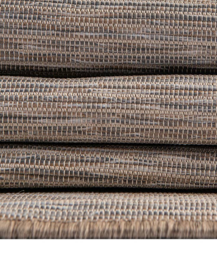 Detail image of 7' 5 x 10'  Washable Solid Indoor / Outdoor Rug