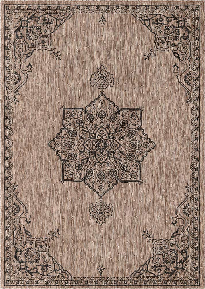7' x 10' Easy-Clean Traditional Indoor / Outdoor Rug