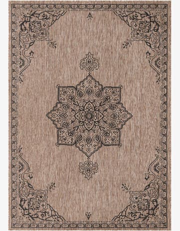 7' x 10' Easy-Clean Traditional Indoor / Outdoor Rug