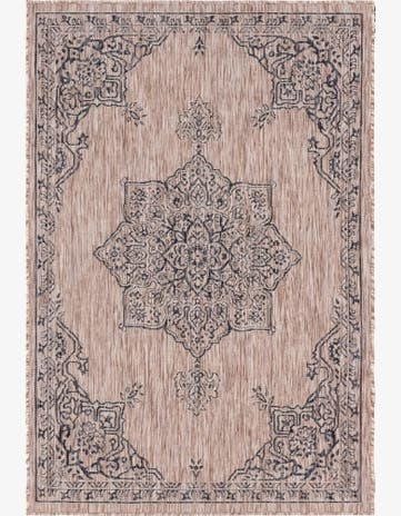 4' x 6' Easy-Clean Traditional Indoor / Outdoor Rug