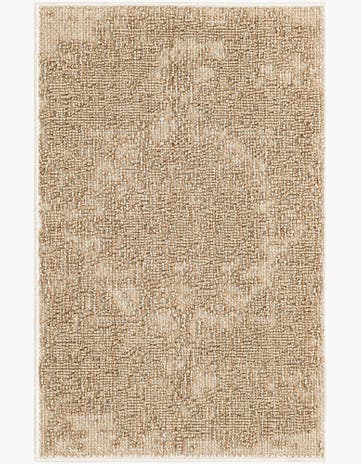 Beige Easy-Clean Traditional Indoor / Outdoor Rug