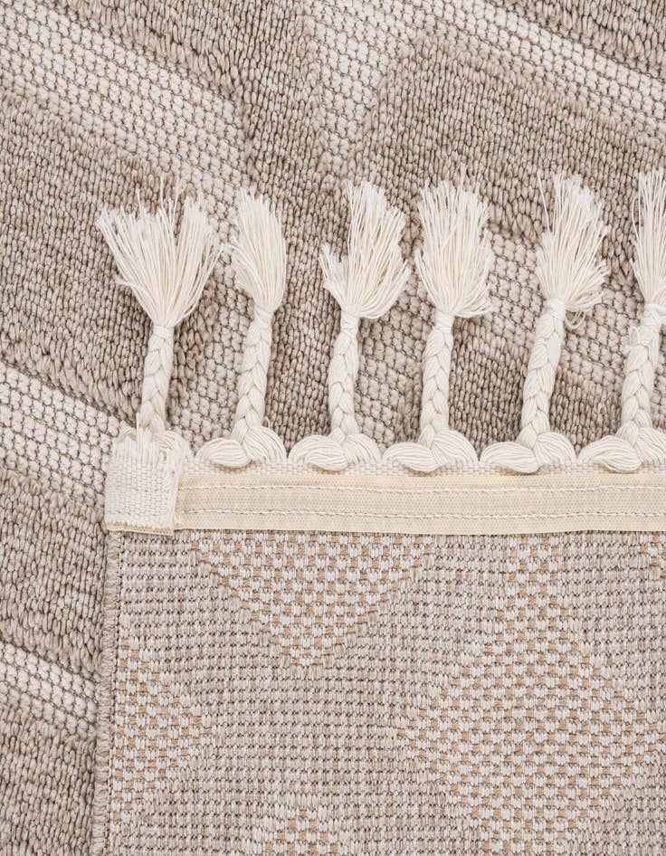 Detail image of 5' 3 x 7' 8  Washable Trellis Indoor / Outdoor Rug