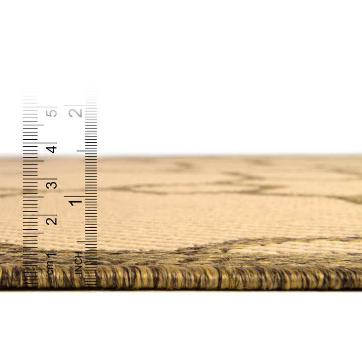 5' 3 x 8' Easy-Clean Trellis Indoor / Outdoor Rug