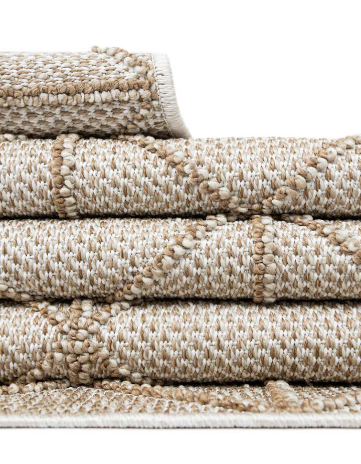 9' x 12' Easy-Clean Trellis Indoor / Outdoor Rug