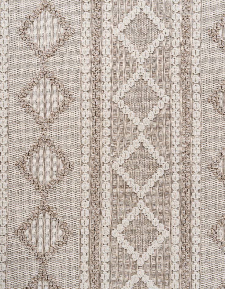Detail image of 5' 3 x 7' 4  Washable Trellis Textured Indoor / Outdoor Rug