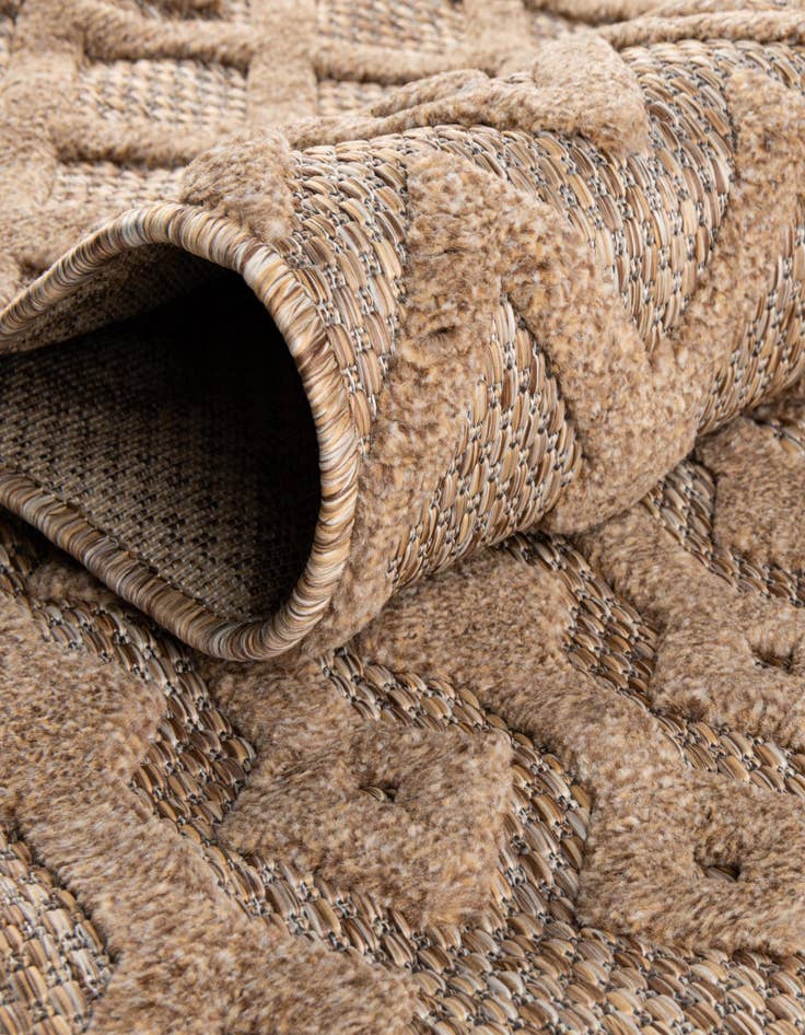 Detail image of 4' x 6' Easy-Clean Trellis Textured Indoor / Outdoor Rug