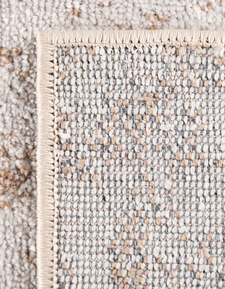 Detail image of 10' x 14' Oxford Rug