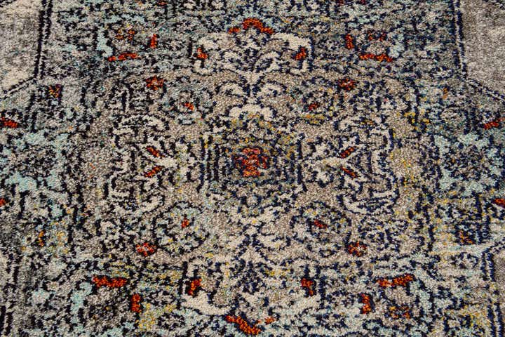 5' 3 x 7' 6 Palazzo Rug