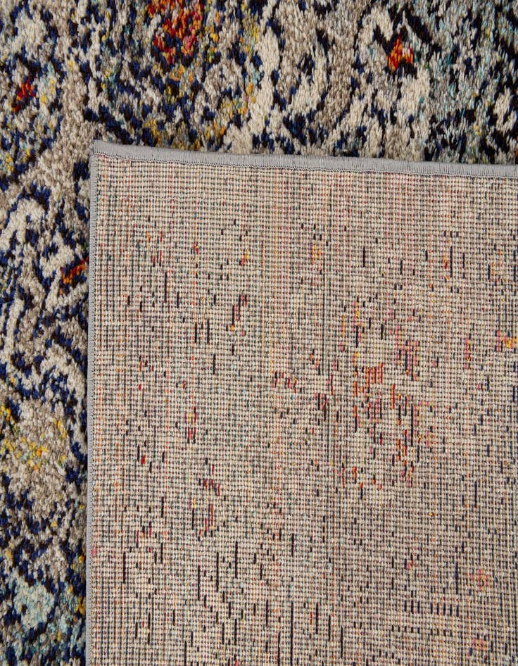 Detail image of 5' 3 x 7' 6 Palazzo Rug