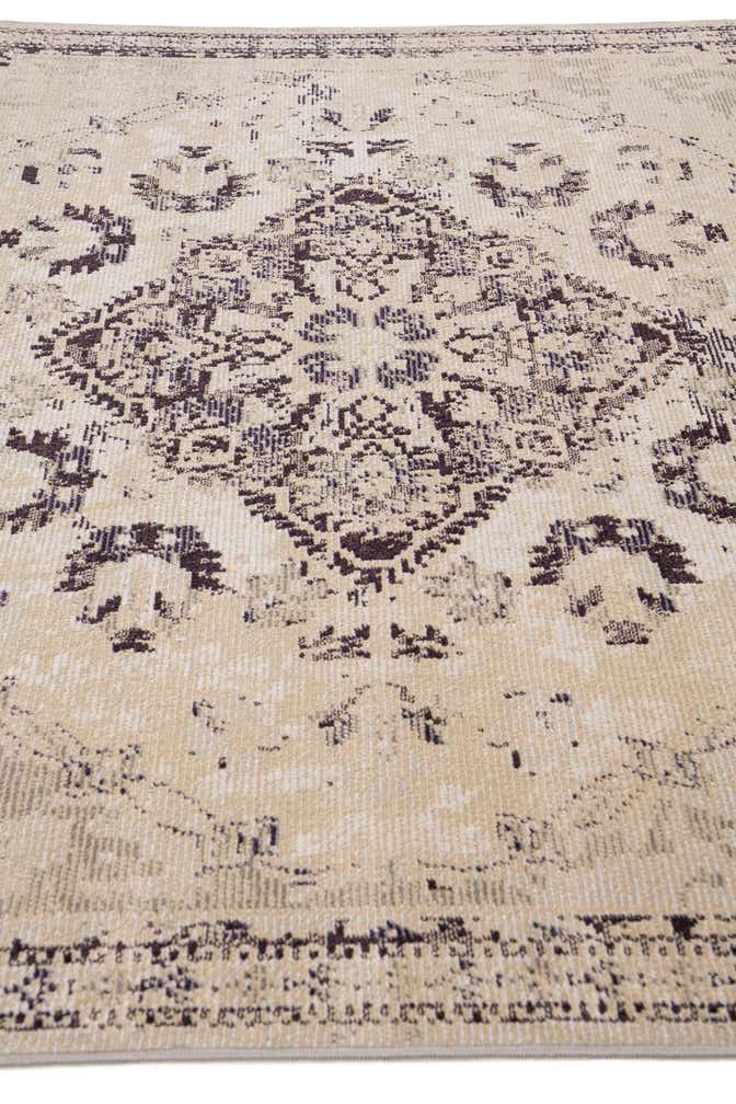 5' 4 x 7' 4 Palazzo Rug