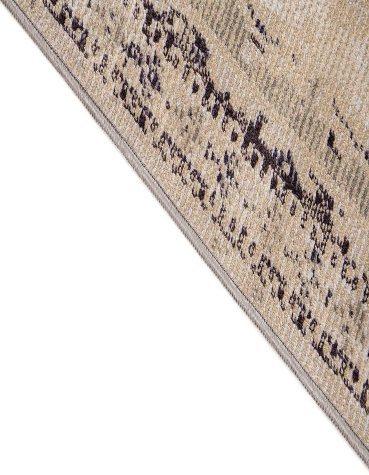 Detail image of 5' 4 x 7' 4 Palazzo Rug