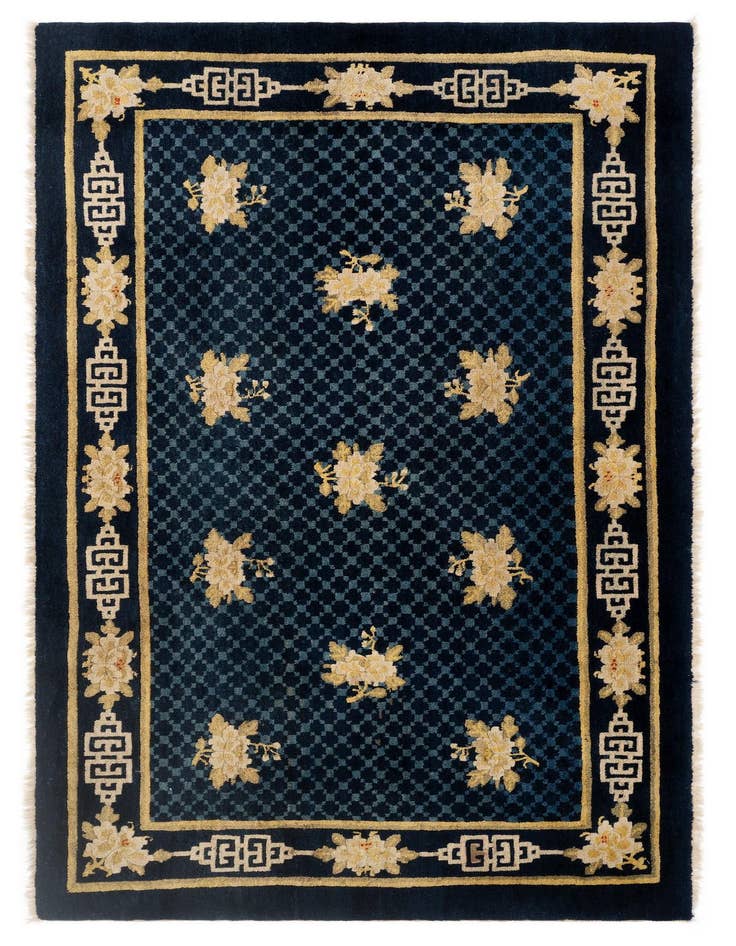 Detail image of 3' 4 x 5' 7 Pao Tou Wool Rug