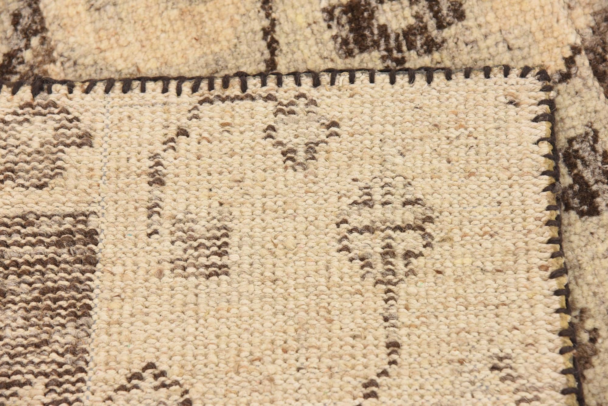 4' x 5' 8 Hand Knotted Patchwork Wool Rug