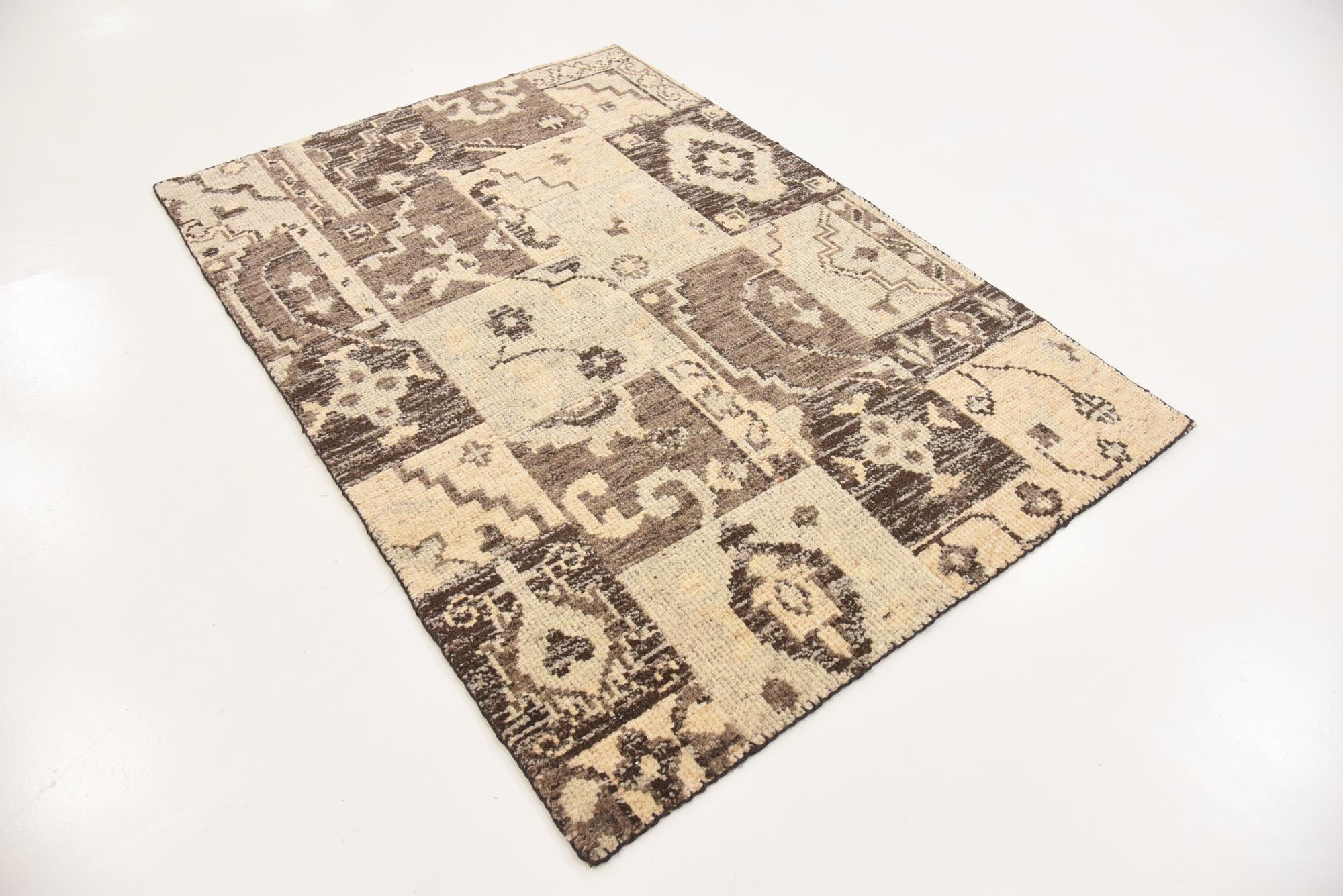 4' x 5' 8 Hand Knotted Patchwork Wool Rug
