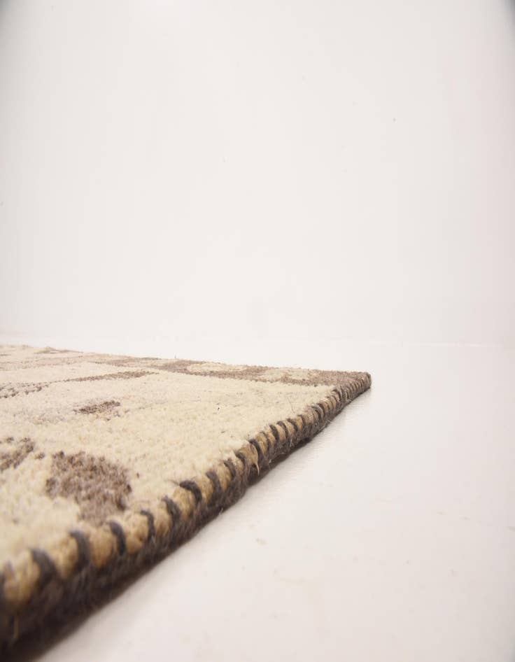 Detail image of 8' 2 x 9' 7  Hand Knotted Patchwork Wool Rug