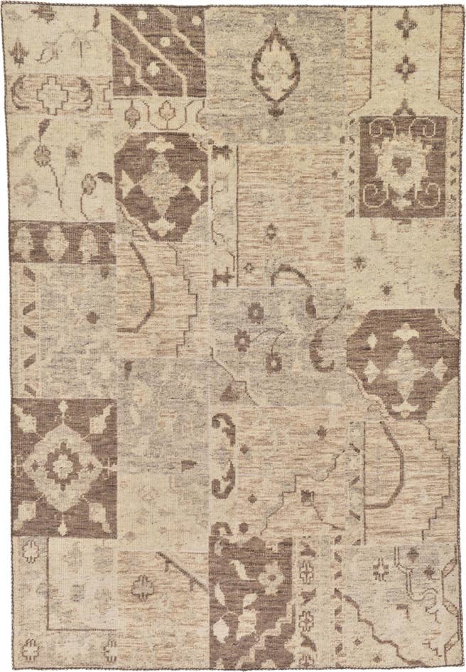 Detail image of 6' 7 x 9' 8 Hand Knotted Patchwork Wool Rug