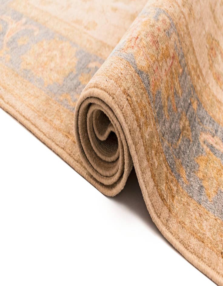 Detail image of 6' 7 x 9' 7 Peshawar Ziegler Wool Rug