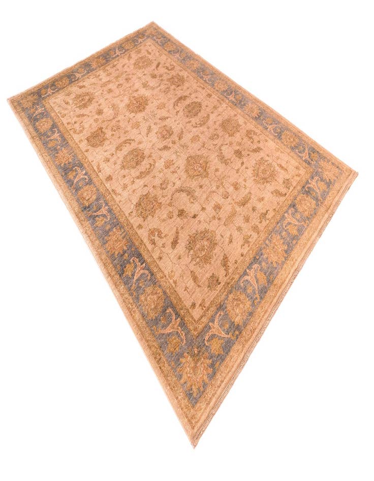 Detail image of 6' 7 x 9' 7 Peshawar Ziegler Wool Rug