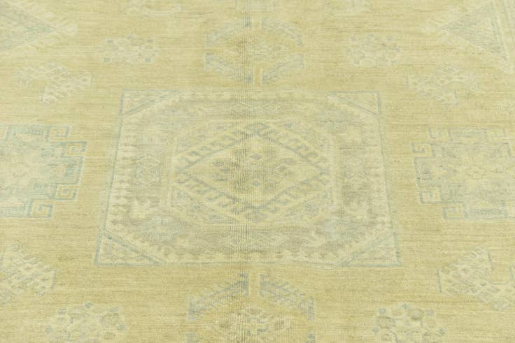 Detail image of 5' 11 x 8' 9 Hand Knotted Peshawar Ziegler Rug
