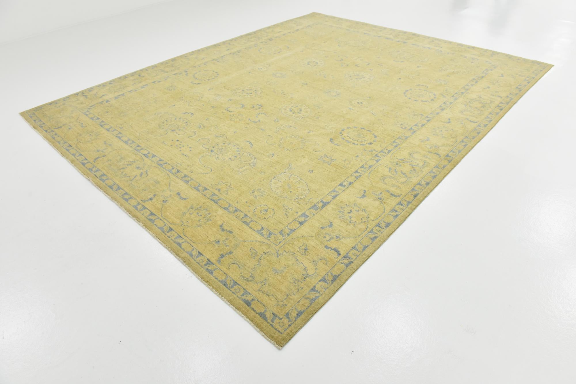 9' 2 x 11' 6 Hand Knotted Peshawar Ziegler Rug