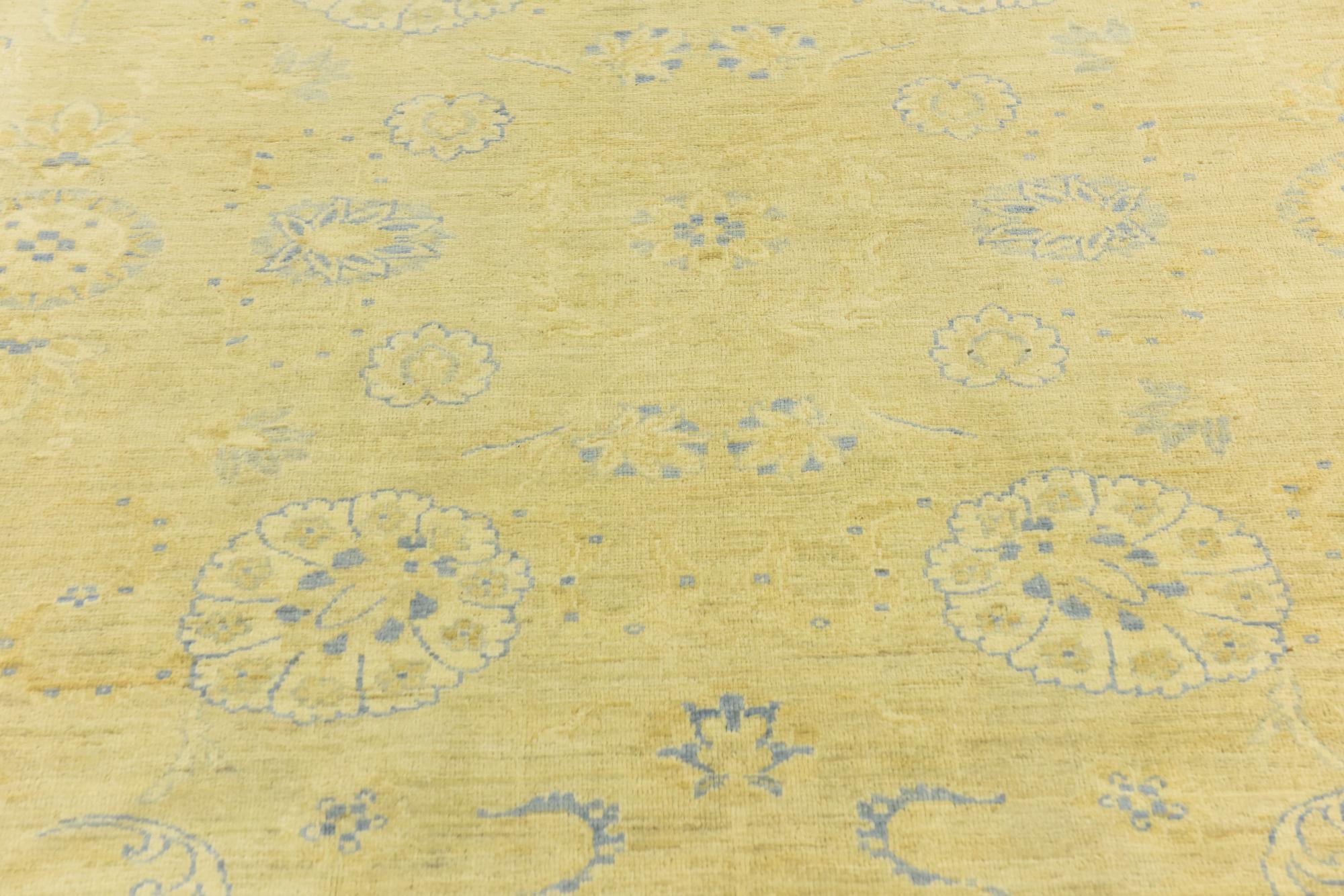 9' 2 x 11' 6 Hand Knotted Peshawar Ziegler Rug