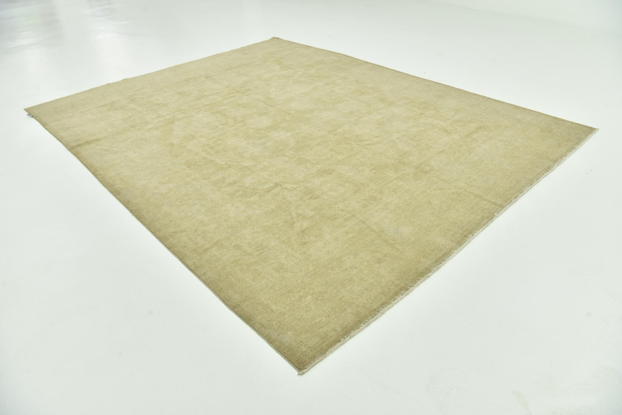 8' 7 x 11' Hand Knotted Peshawar Ziegler Rug