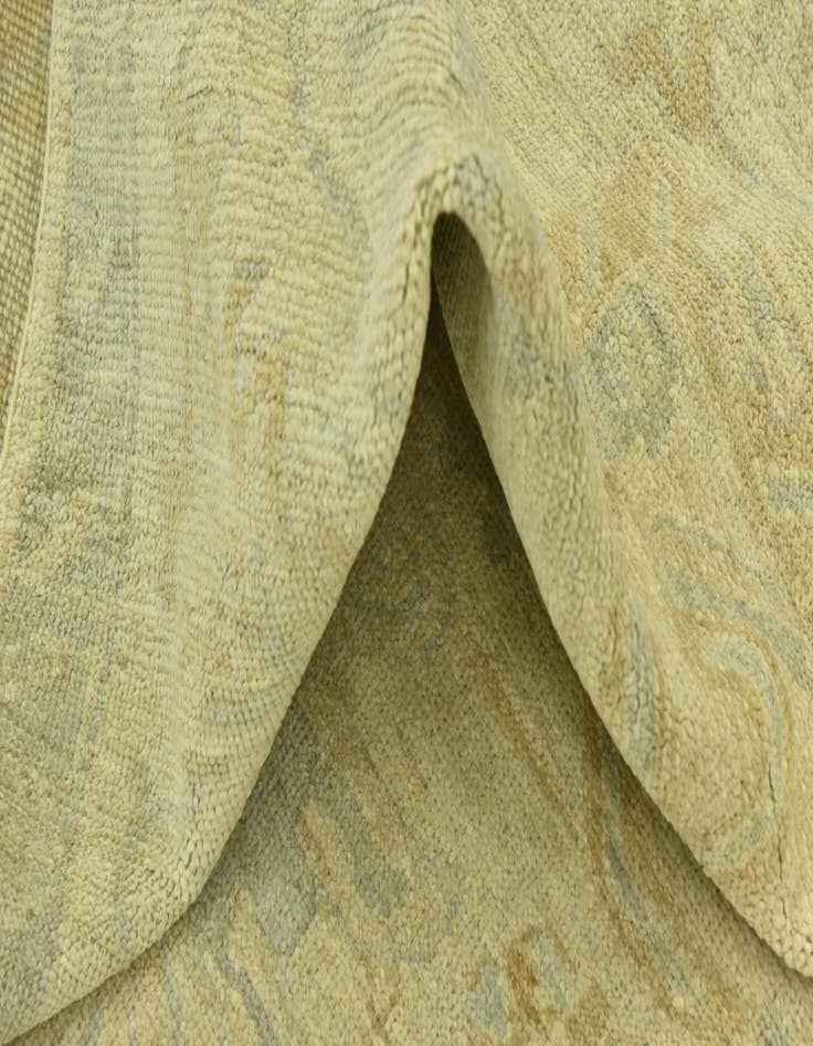 Detail image of 7' 10 x 9' 6  Hand Knotted Peshawar Ziegler Wool Rug