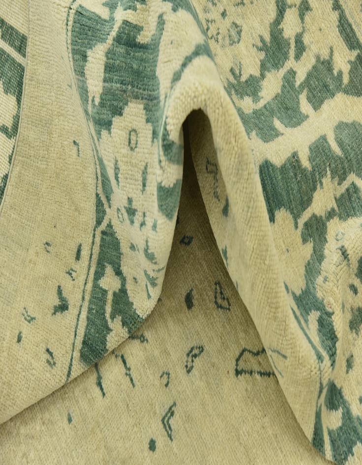 Detail image of 8' 10 x 11' 9  Hand Knotted Peshawar Ziegler Rug