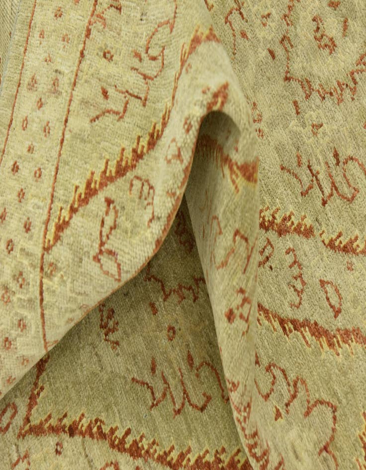 Detail image of 6' 8 x 9' 5  Hand Knotted Peshawar Ziegler Rug