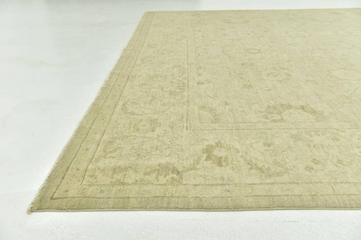 Detail image of 8' 2 x 10' Hand Knotted Peshawar Ziegler Rug