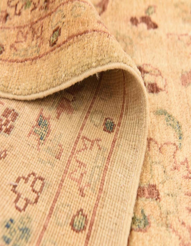 Detail image of 5' 10 x 9' 6  Hand Knotted Peshawar Ziegler Rug