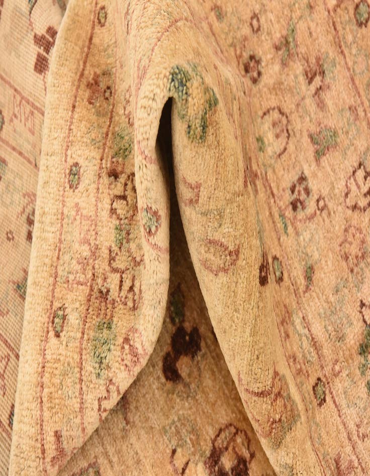 Detail image of 5' 10 x 9' 6  Hand Knotted Peshawar Ziegler Rug