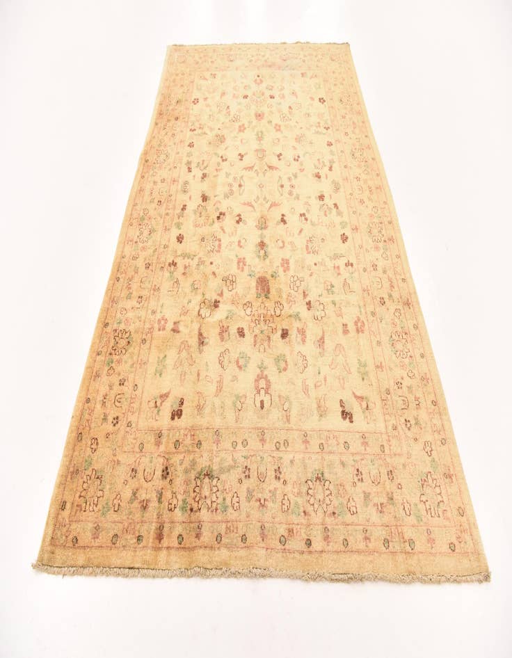 Detail image of 5' 10 x 9' 6  Hand Knotted Peshawar Ziegler Rug