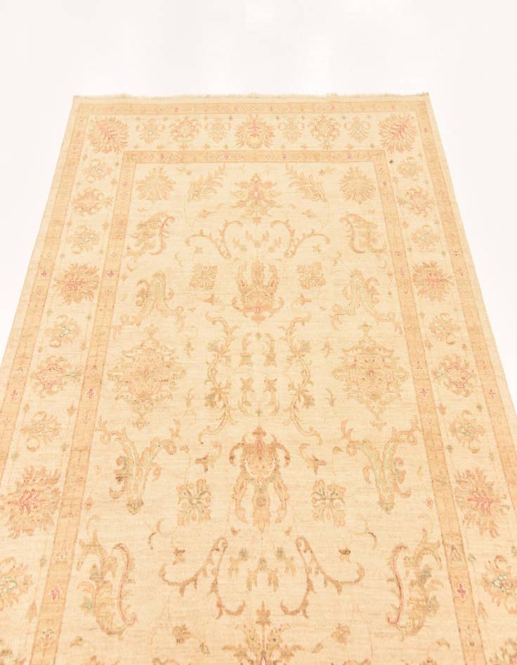 Detail image of 5' 7 x 7' 7  Hand Knotted Peshawar Ziegler Rug