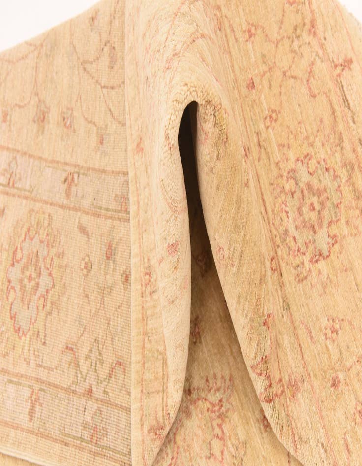 Detail image of 5' 8 x 7' 9  Hand Knotted Peshawar Ziegler Rug