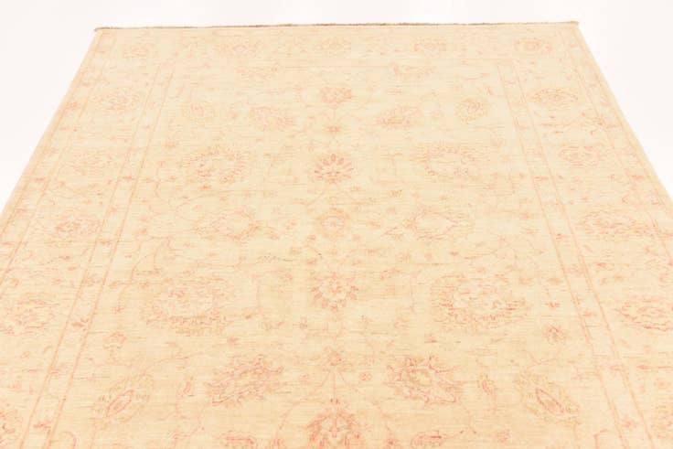 Detail image of 5' 8 x 7' 9 Hand Knotted Peshawar Ziegler Rug