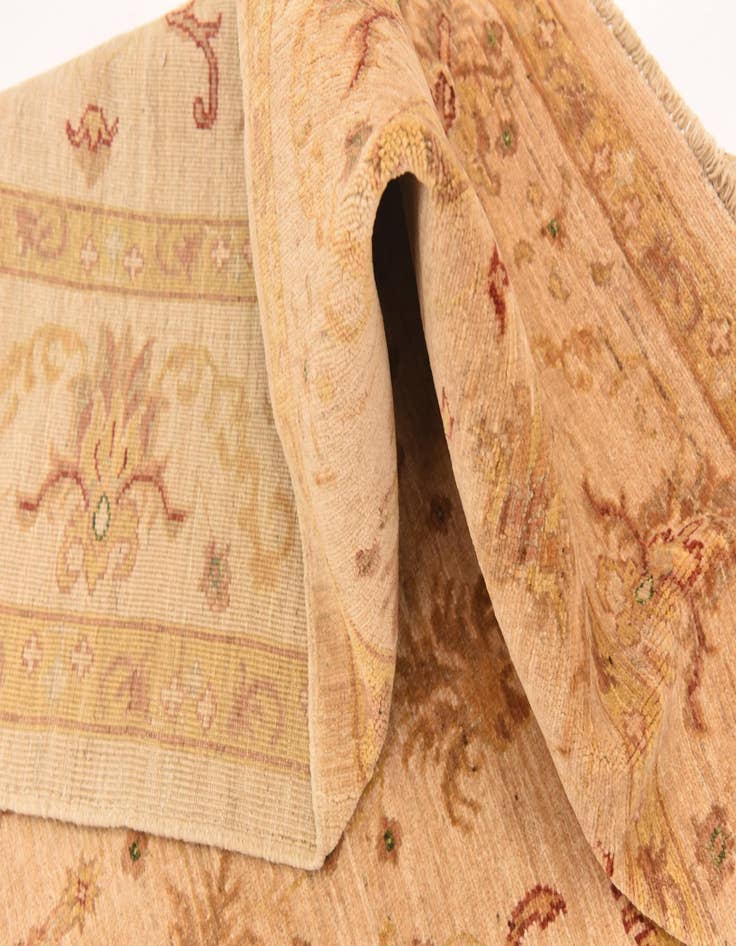 Detail image of 5' 10 x 7' 9  Hand Knotted Peshawar Ziegler Rug