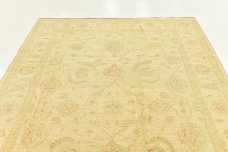 Detail image of 6' 9 x 9' 9 Hand Knotted Peshawar Ziegler Rug