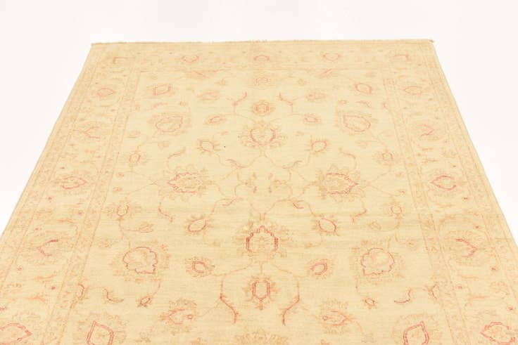 Detail image of 4' 9 x 6' 8 Hand Knotted Peshawar Ziegler Rug