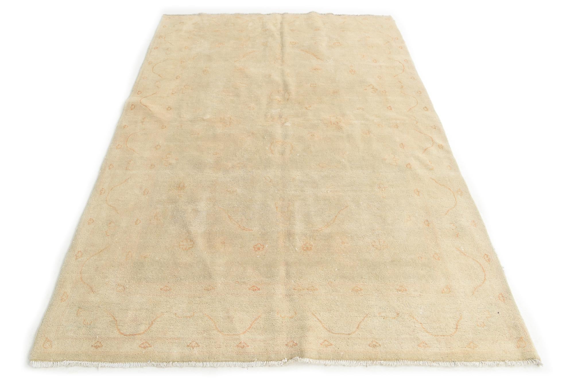 5' 5 x 8' 3 Hand Knotted Peshawar Ziegler Rug