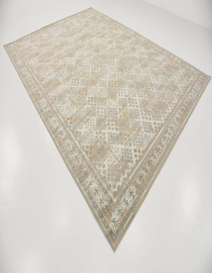 Detail image of 10' 2 x 13' 5 Quebec Rug