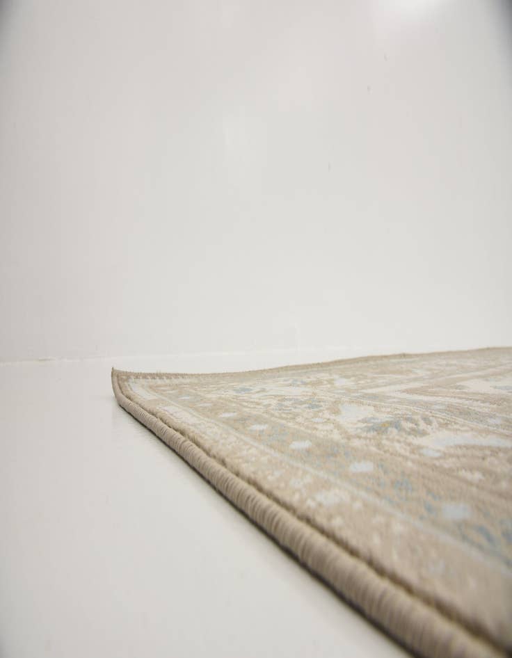 Detail image of 10' 2 x 13' 5 Quebec Rug