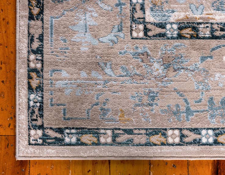 Detail image of 10' 2 x 13' 5 Quebec Rug