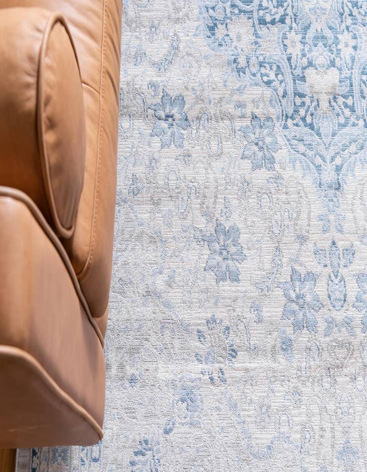 Detail image of 4' x 6' Restoration Rug